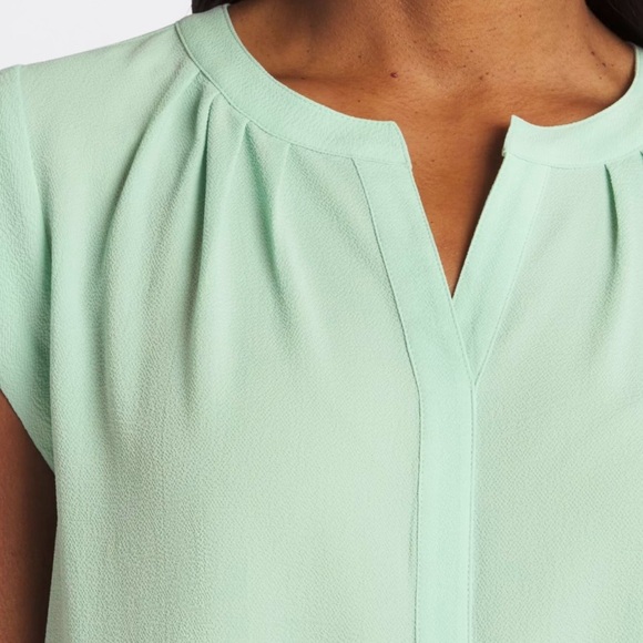 41 Hawthorn Morey Mint Green Split Neck Blouse Tunic - Picture 3 of 13